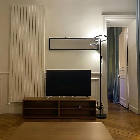 Spacious Apartment Next To Place Vendome Parigi Esterno foto